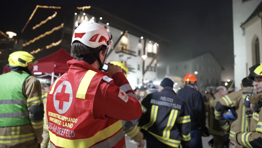 Red Cross, fire and police crews at a night-time drill in Seefeld